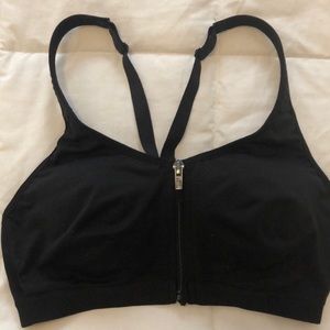 Victoria’s Secret sport Knockout Sports Bra 34B
